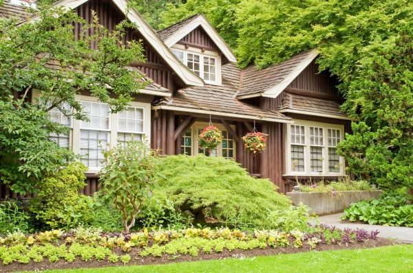 Log Home Landscaping in Owensboro